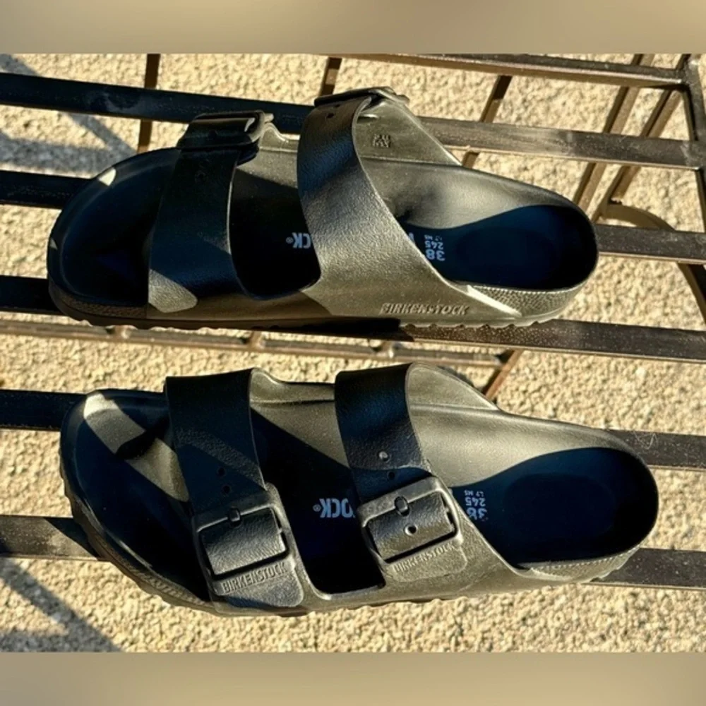 🎒Birkenstock Arizona Essential Black Sandals Size 38 (5-5.5 US) Mens